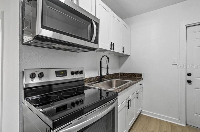2518 5TH STREET S, St Petersburg, FL 33705