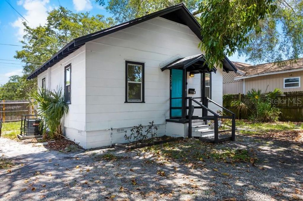 2518 5TH STREET S, St Petersburg, FL 33705