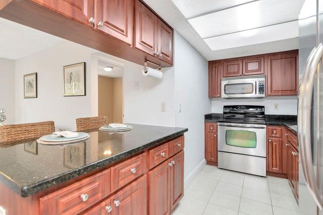 3712 W WISCONSIN AVENUE 205, Tampa, FL 33611