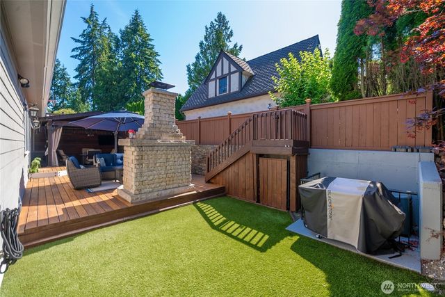 624 San Juan Avenue, Fircrest, WA 98466