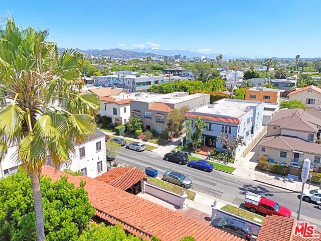 636 N Spaulding Avenue, Los Angeles, CA 90036