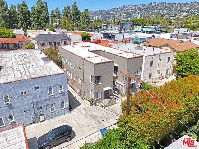 636 N Spaulding Avenue, Los Angeles, CA 90036