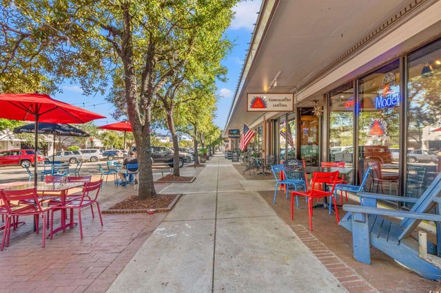 65 Double Pond Dr, Georgetown, SC 29440