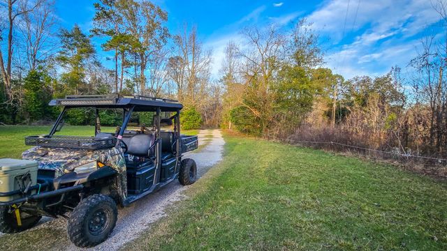 24995 Howser Drive, New Caney, TX 77357