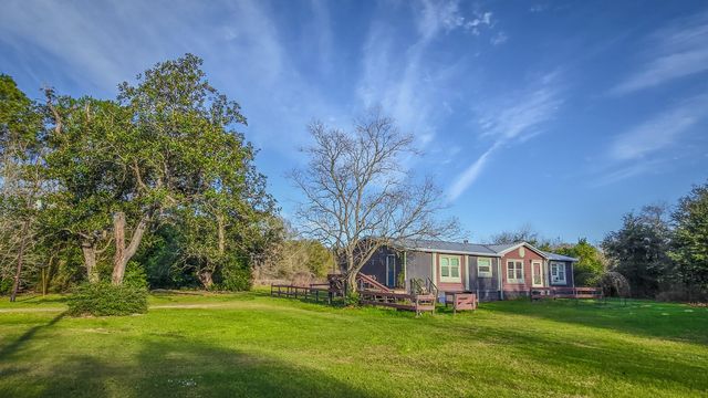 24995 Howser Drive, New Caney, TX 77357