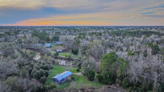 24995 Howser Drive, New Caney, TX 77357