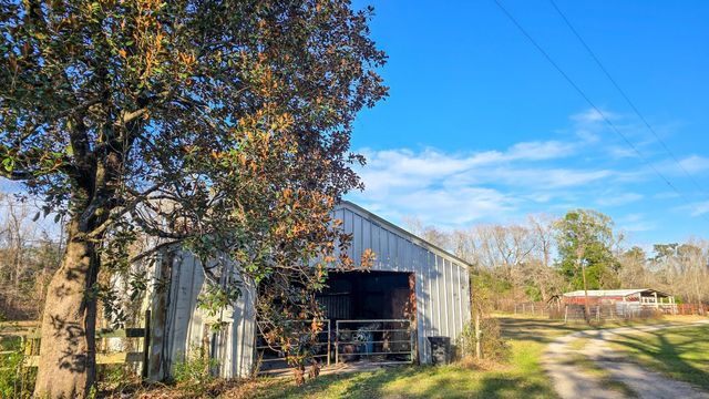 24995 Howser Drive, New Caney, TX 77357