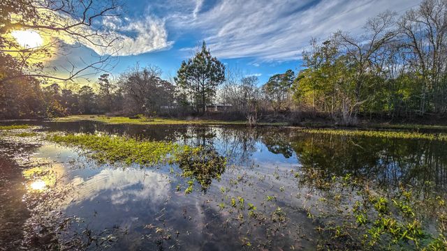 24995 Howser Drive, New Caney, TX 77357