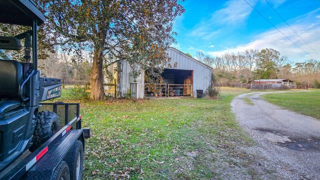 24995 Howser Drive, New Caney, TX 77357