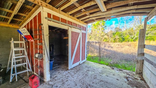 24995 Howser Drive, New Caney, TX 77357