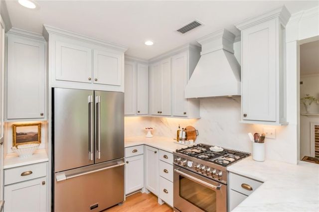 2457 N Mount Island Drive, Mobile, AL 36606