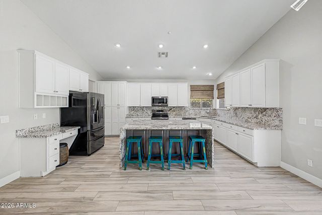 24328 N 74TH Place, Scottsdale, AZ 85255