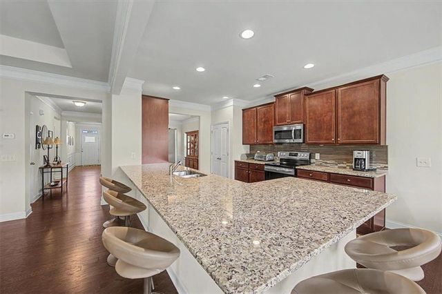 43 Stateley Oaks Drive SE, Cartersville, GA 30120