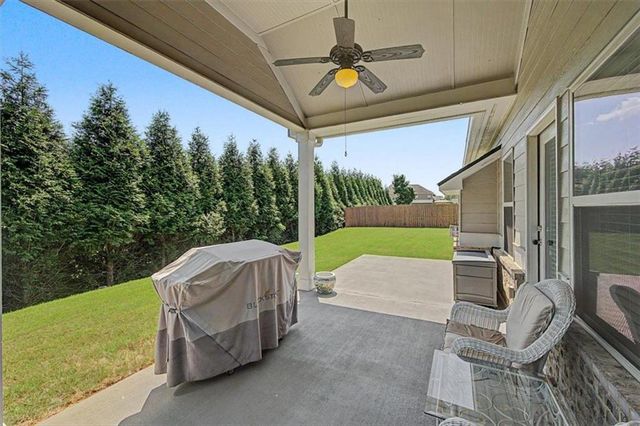 43 Stateley Oaks Drive SE, Cartersville, GA 30120