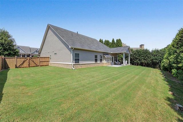 43 Stateley Oaks Drive SE, Cartersville, GA 30120