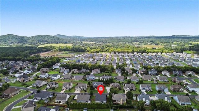 43 Stateley Oaks Drive SE, Cartersville, GA 30120