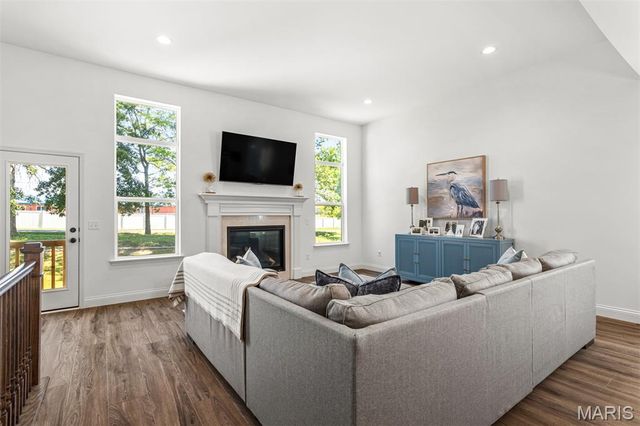 228 Randlin Drive, O'fallon, MO 63367