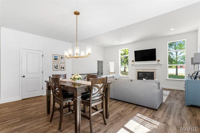 228 Randlin Drive, O'fallon, MO 63367