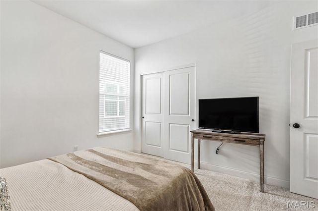 228 Randlin Drive, O'fallon, MO 63367