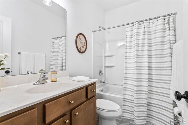 228 Randlin Drive, O'fallon, MO 63367