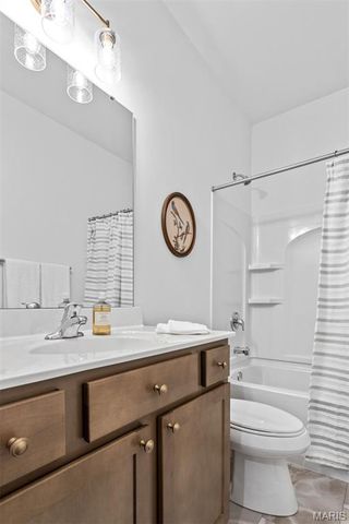 228 Randlin Drive, O'fallon, MO 63367