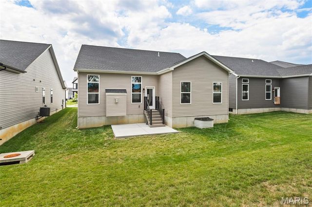 228 Randlin Drive, O'fallon, MO 63367