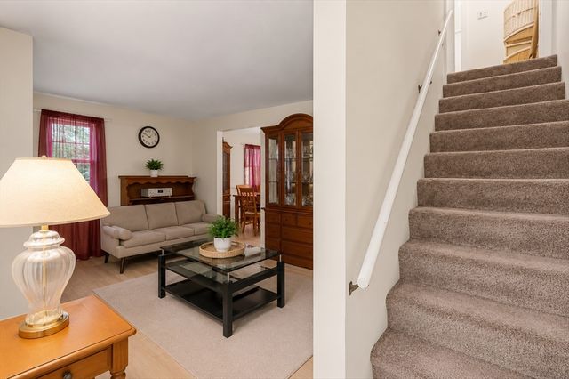 598 Old Bass River Rd, Dennis, MA 02638