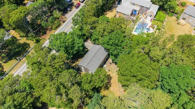 598 Old Bass River Rd, Dennis, MA 02638