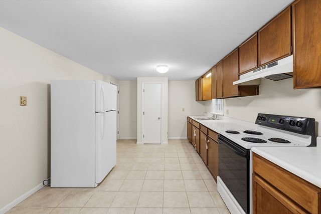 598 Old Bass River Rd, Dennis, MA 02638