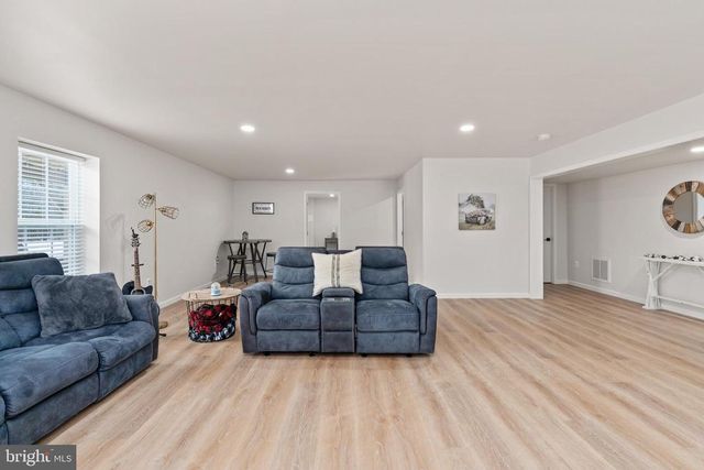 11725 ROBIN WOODS CIR, Spotsylvania, VA 22551