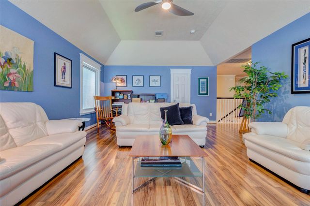 17311 Pikes Peek Court, Tomball, TX 77377