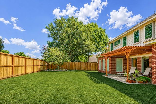 17311 Pikes Peek Court, Tomball, TX 77377
