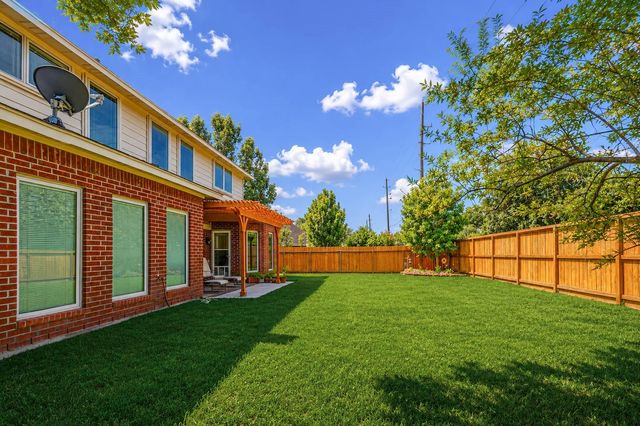 17311 Pikes Peek Court, Tomball, TX 77377
