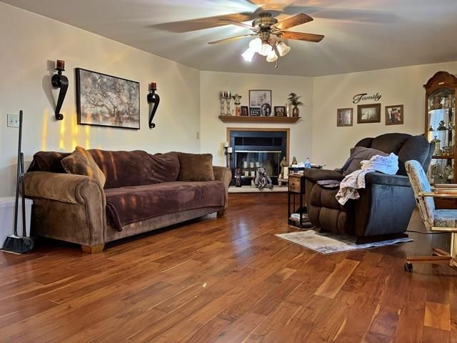 5613 STRAWBERRY LANE, Pittsville, WI 54466