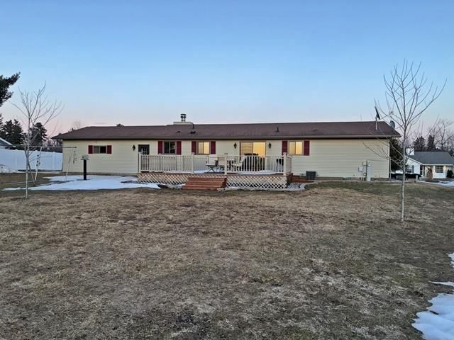 5613 STRAWBERRY LANE, Pittsville, WI 54466