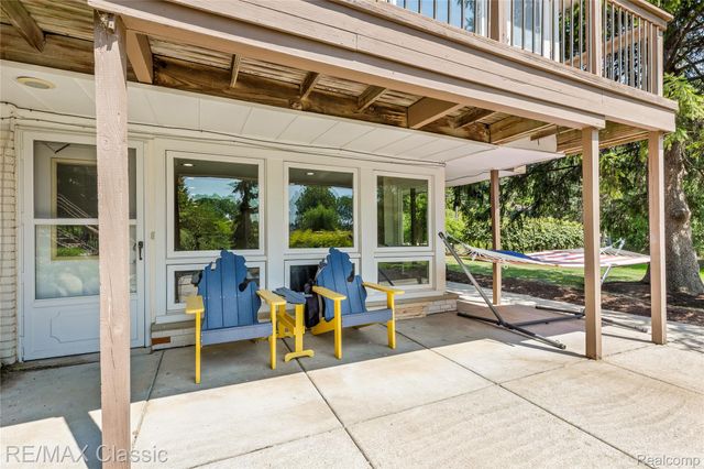 6600 Valley Spring Road, Bloomfield Charter Township, MI 48301
