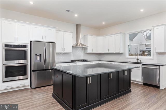 114 HEYFORD DR, Stephenson, VA 22656