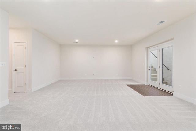 114 HEYFORD DR, Stephenson, VA 22656