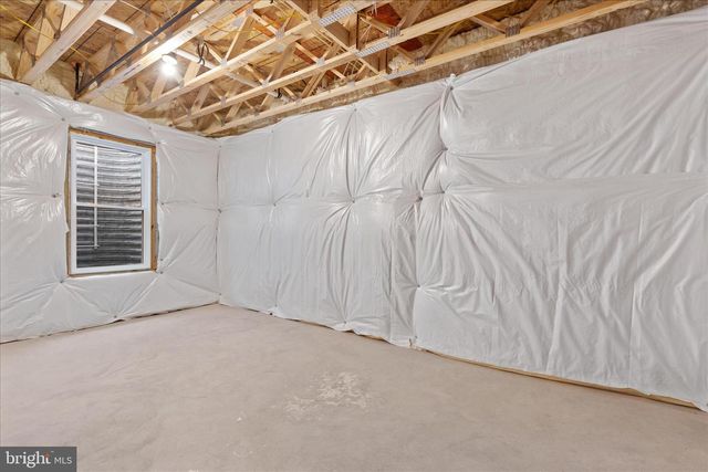 114 HEYFORD DR, Stephenson, VA 22656