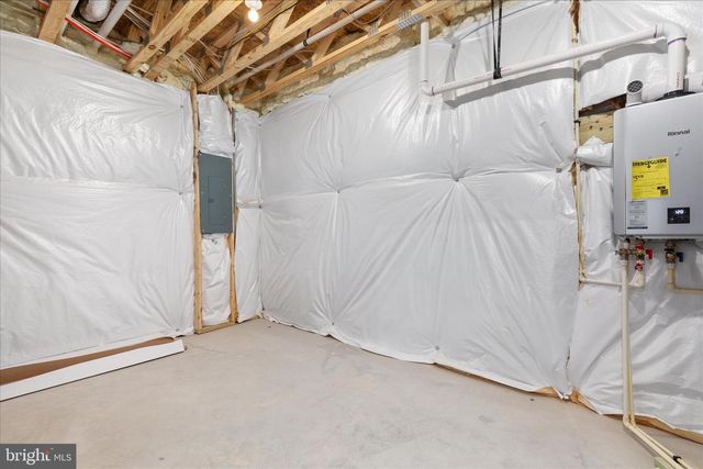 114 HEYFORD DR, Stephenson, VA 22656