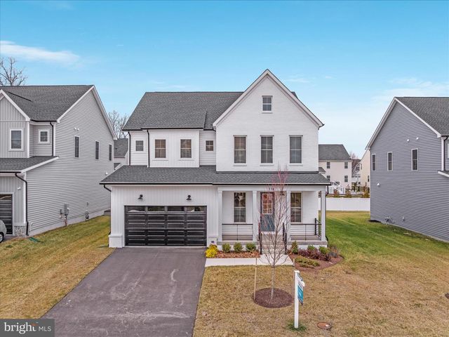 114 HEYFORD DR, Stephenson, VA 22656