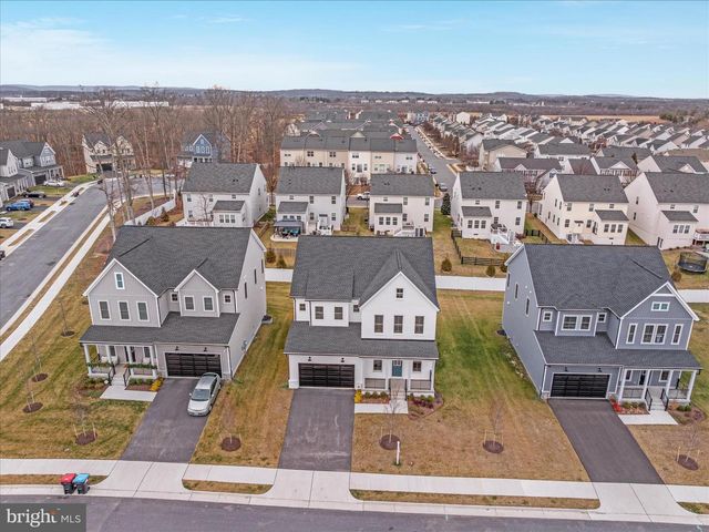 114 HEYFORD DR, Stephenson, VA 22656