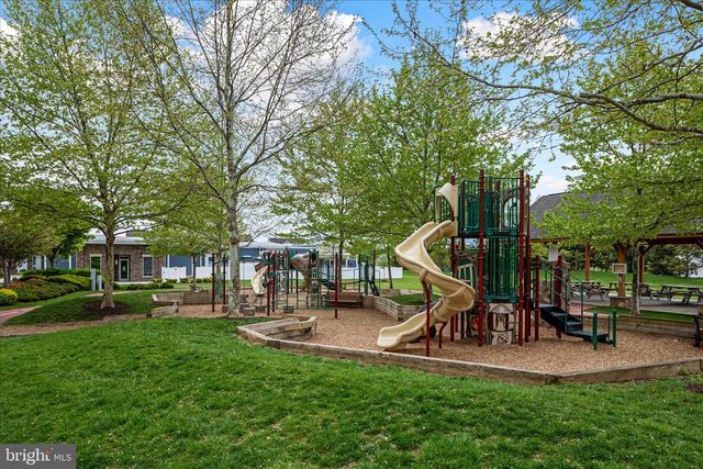 114 HEYFORD DR, Stephenson, VA 22656