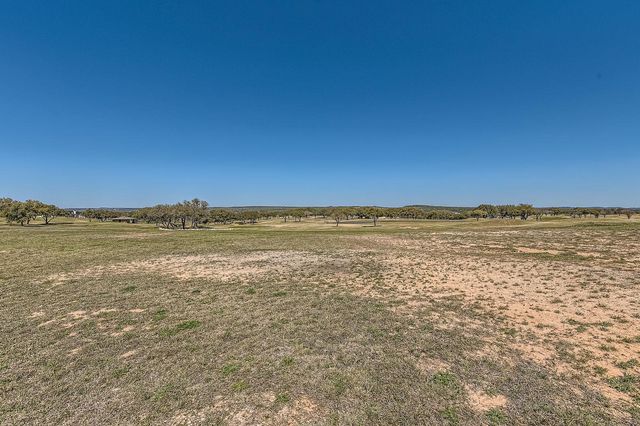 1416 Kahala Sunset DR, Spicewood, TX 78669