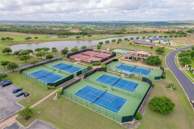1416 Kahala Sunset DR, Spicewood, TX 78669