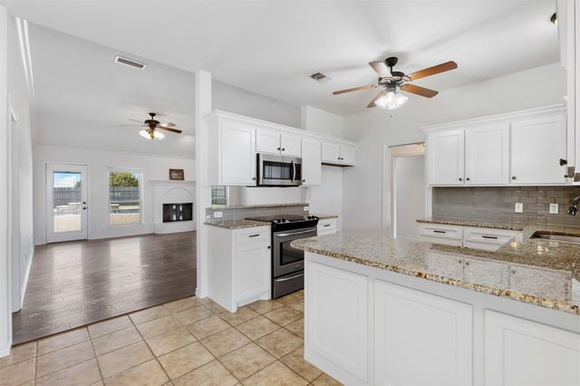 312 Corral Road, Godley, TX 76044