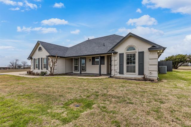 312 Corral Road, Godley, TX 76044
