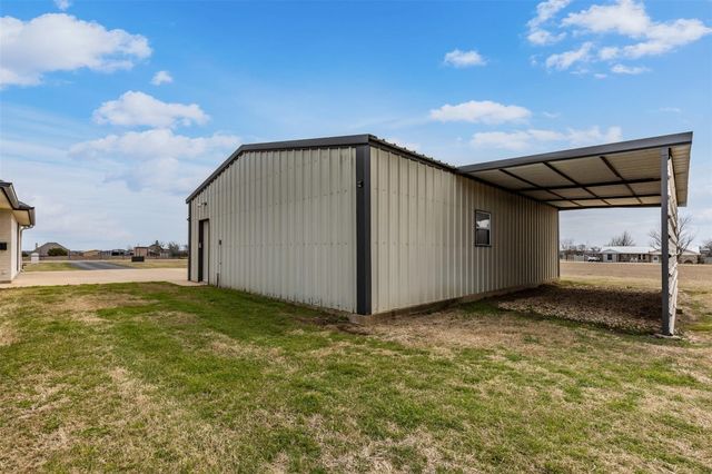 312 Corral Road, Godley, TX 76044