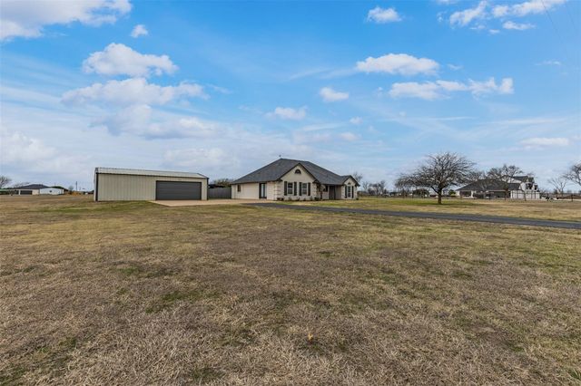 312 Corral Road, Godley, TX 76044