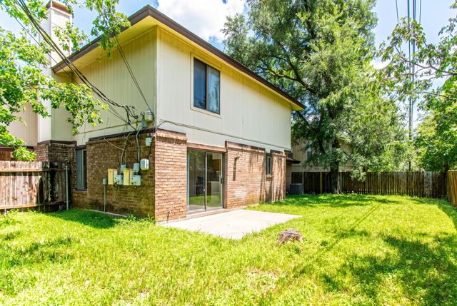 8517 Fathom CIR B, Austin, TX 78750